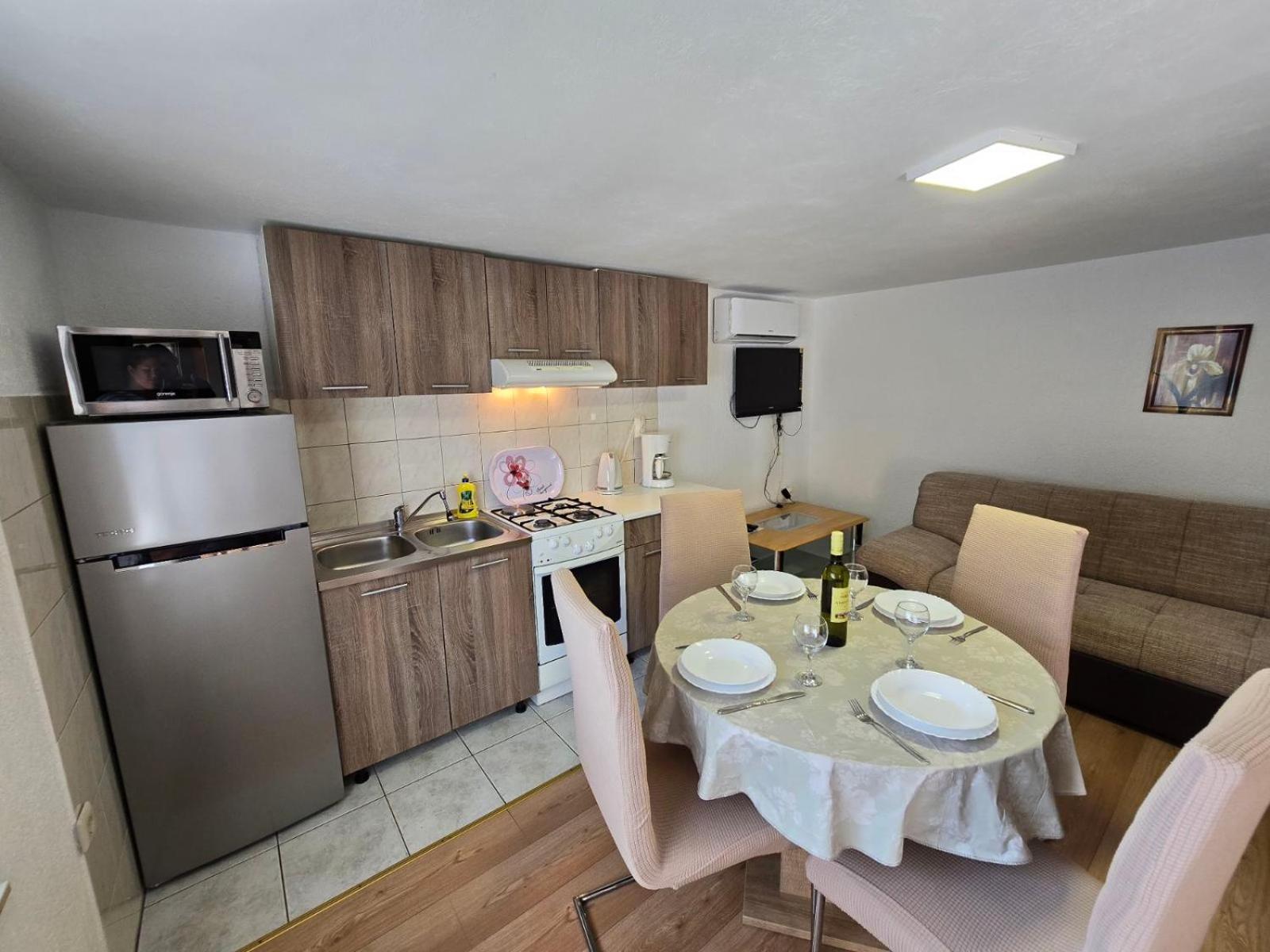 Apartments Ljubica Polje  Eksteriør bilde